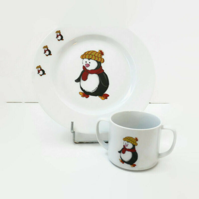 assiette et mug pour enfant le petit pingouin